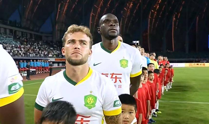 包含中超-法比奥帽子戏法国安4-0梅州15轮不败夺半程冠军的词条